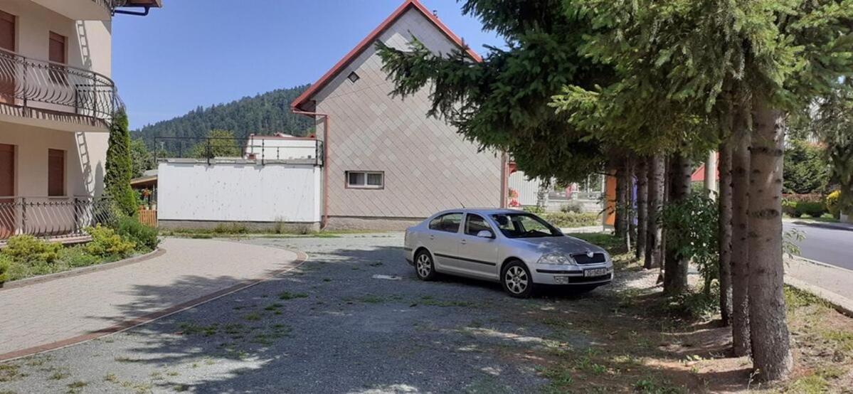 Apartments With A Parking Space Fuzine, Gorski Kotar - 19537 Eksteriør bilde